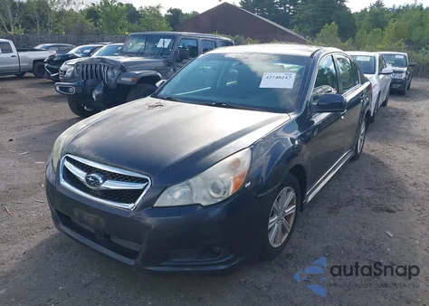 2010 Subaru Legacy 2.5I Premium z USA, uszkodzony, nr VIN 4S3BMBG60A3239194